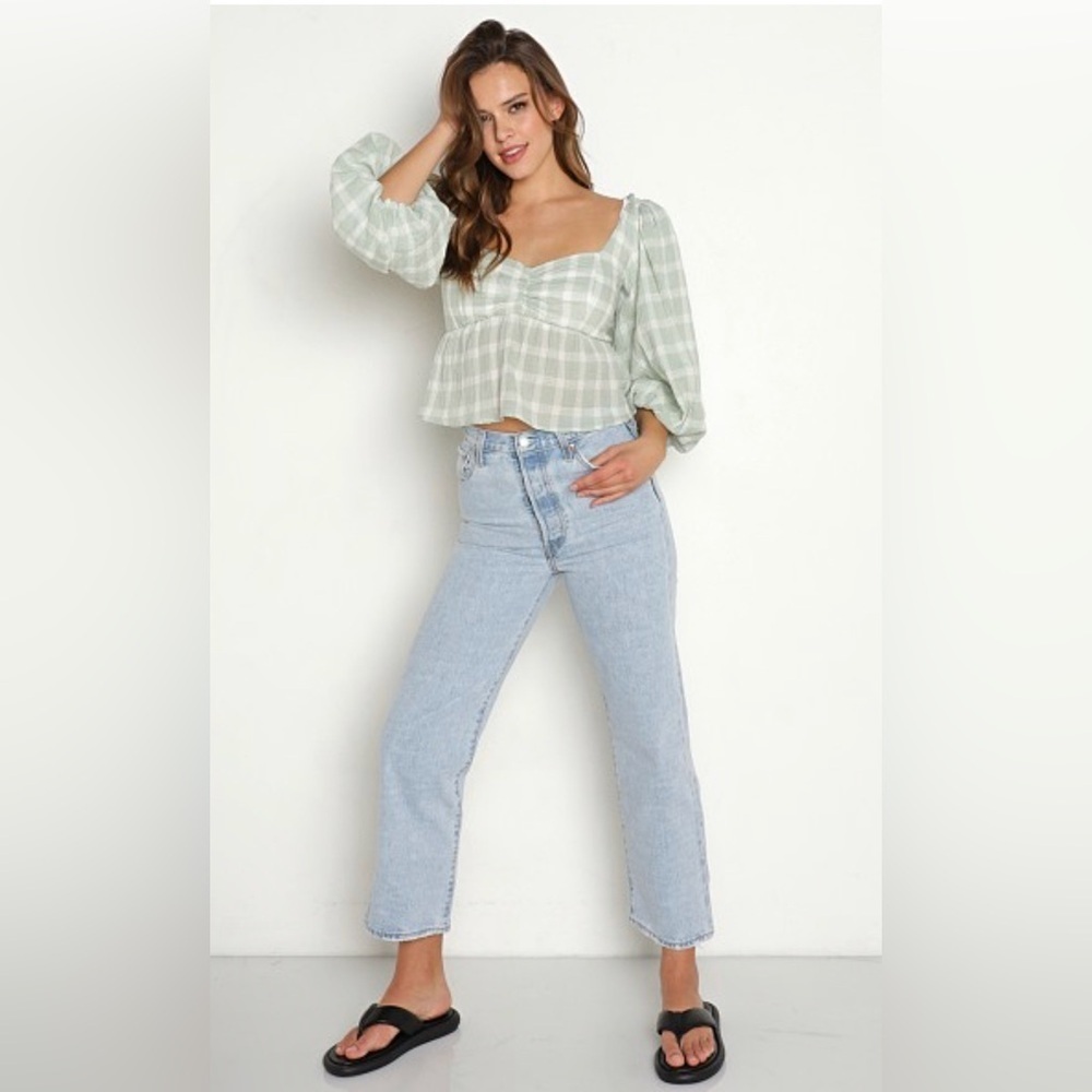 Show Me Your MuMu Angelique Cropped Top W/ Smocking Size Large